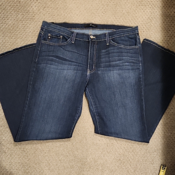 KanCan Denim - KanCan Jeans. Sz 34. Must See!